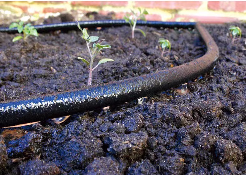 Pot fi utilizate conductele de irigare de scurgere a cauciucului Nano pentru irigarea din solurile saline-alcaline?