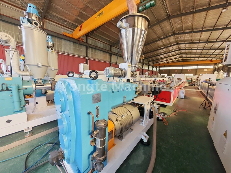 Linia de producție pentru tocuri de uși WPC a fost expediată cu succes în India