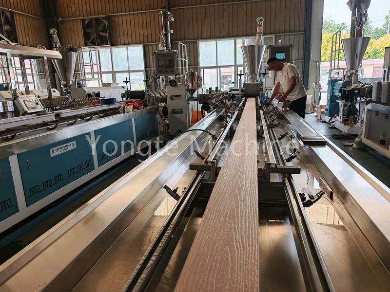 Instalarea și punerea în funcțiune a mașinii WPC pentru clientul din Canada