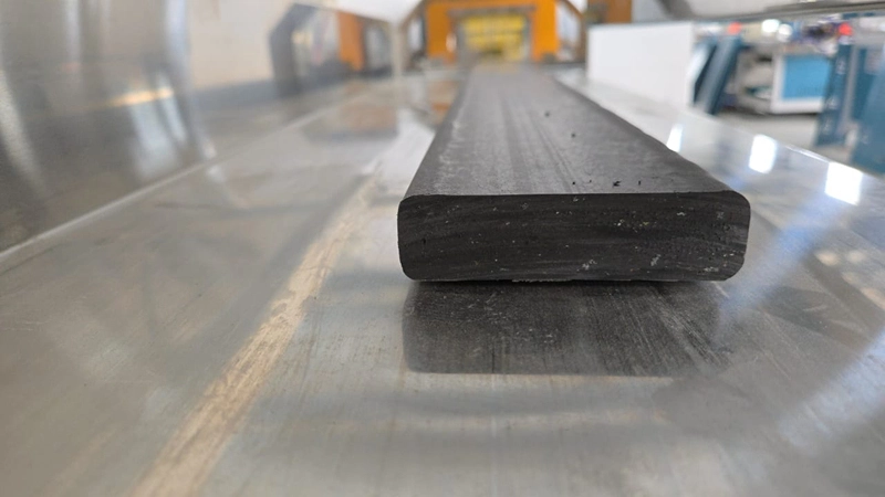 Mașină de fabricat panouri de cherestea din plastic