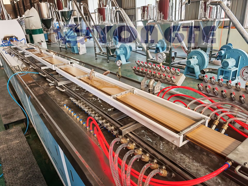 Cererea globală de pardoseli ignifuge se încălzește; Yongte Plastics Machinery se extinde pe piețele de peste mări