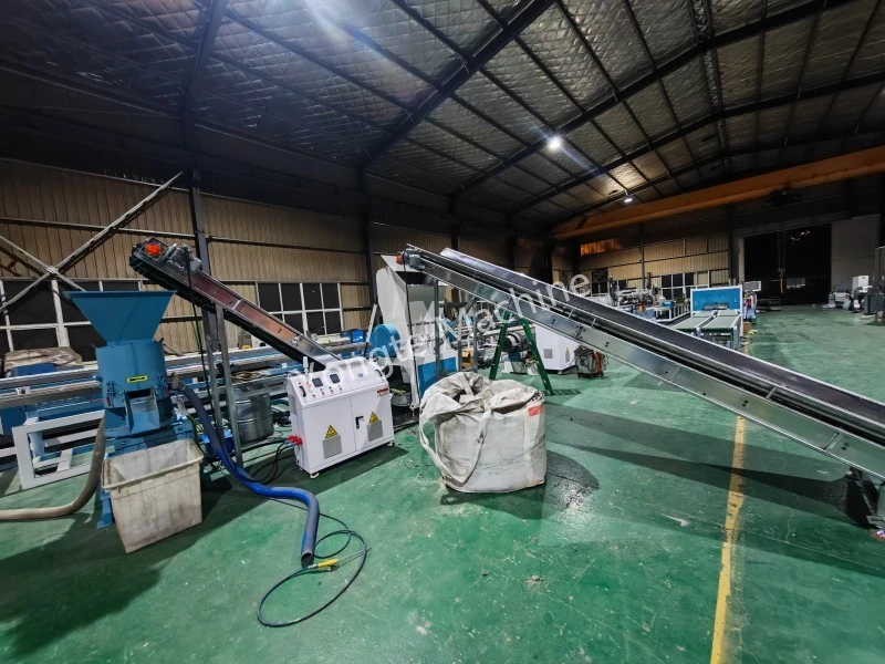 Se poate folosi risipa de haine pentru fabricarea produselor WPC?