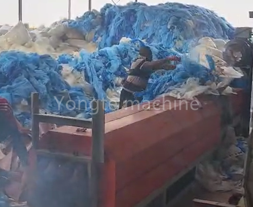 Plastic film recycling extruder machine